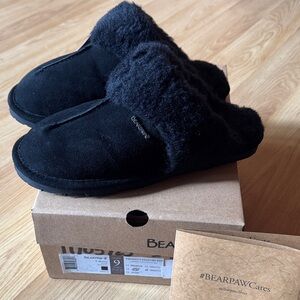 BearPaw Women’s size 9 NEW Black Suede Slippers shoes Loketta